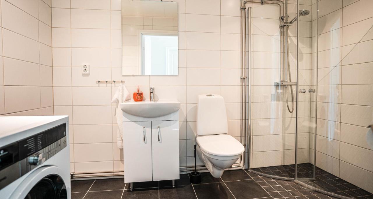 Saxnaes Ferieboende L Sara Färjestaden Exterior foto
